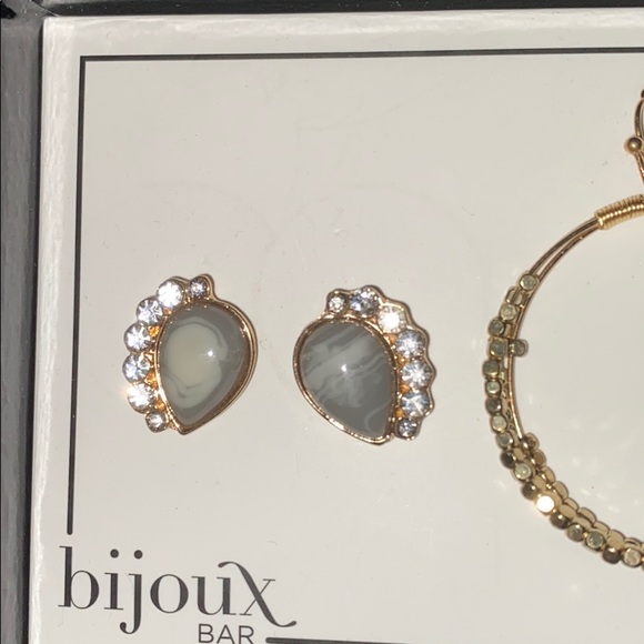 Set of 3 Earrings - Picture 4 of 4